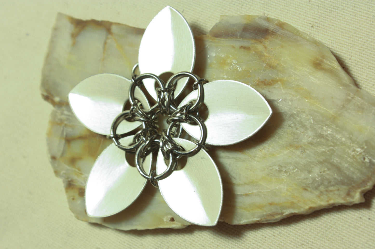 Scale Flower Pendant, Scalemail Pendant, Chainmaille Pendant