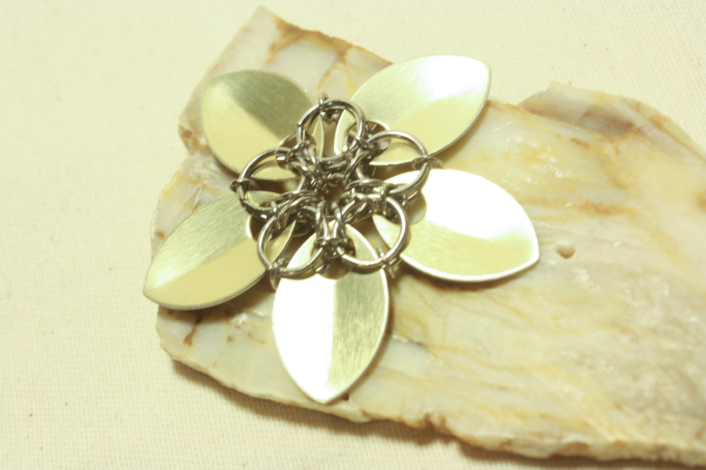 Scale Flower Pendant, Scalemail Pendant, Chainmaille Pendant
